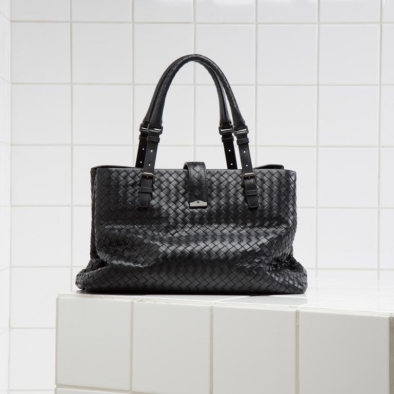 VÄSKA, "Intrecciato Rome", Bottega Veneta.