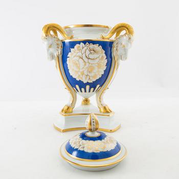 Urn with lid Empire style Rosenthal mid-20th century porcelain.