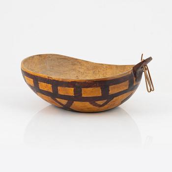 A birch bowl, signed NN and dated 24/10 1939.