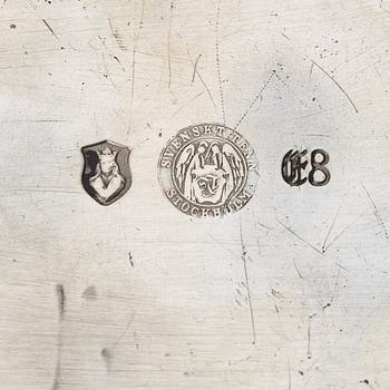 Firma Svenskt Tenn, a pewter box, Stockholm 1932, model A 1690.