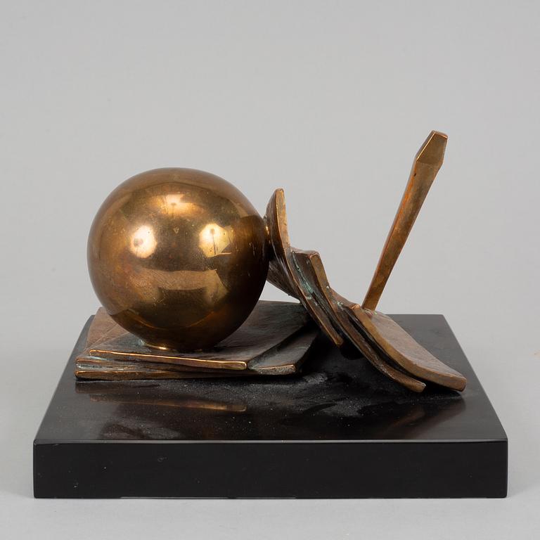 Jens-Flemming Sørensen, sculpture. Signed and numbered 6/6. Bronze, height 15.5 cm, length 25 cm.