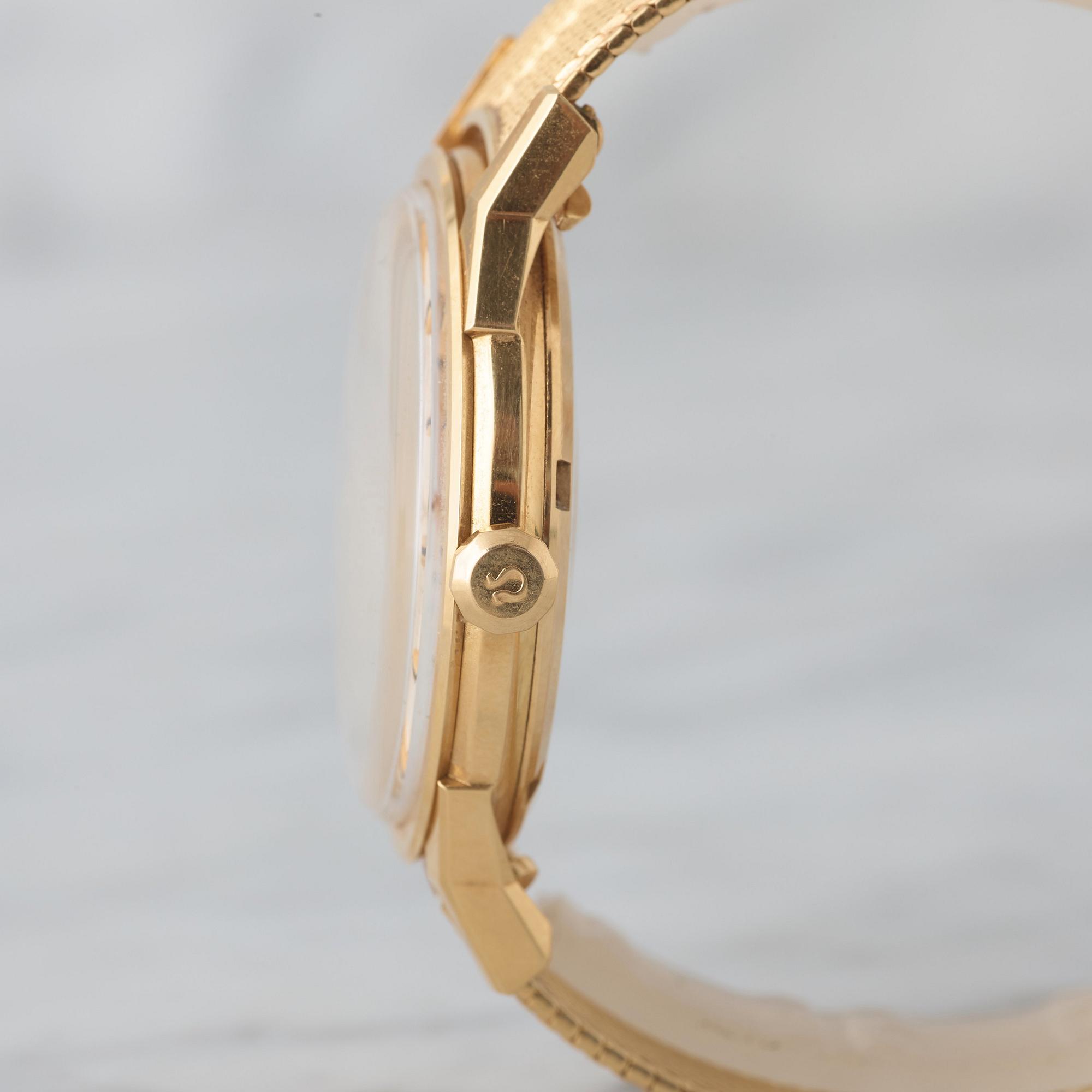 OMEGA, Constellation, "Pie-Pan".
