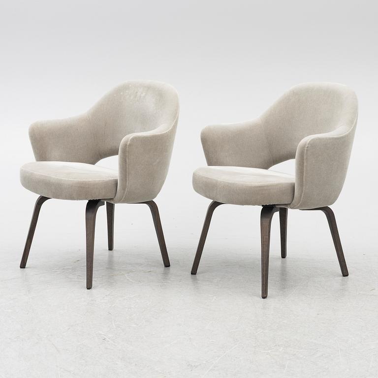 Eero Saarinen, chairs, a pair, "Executive Side Chair", Knoll, 21st century.