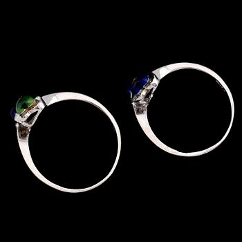 RINGAR, 2 st, 18 k vitguld, 1900-talets andra hälft. Total vikt 4 g.