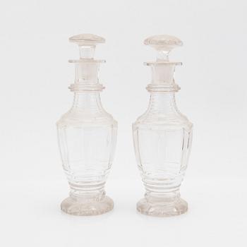 Gustaf Möllenborg, Bordssurtout, silver, för 2 karaffer samt 2 ströare, Stockholm, 1831.