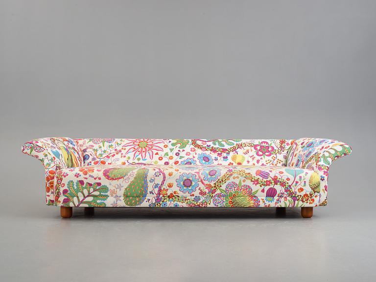 Josef Frank, "Liljevalchssoffan", Firma Svenskt Tenn, 2010.