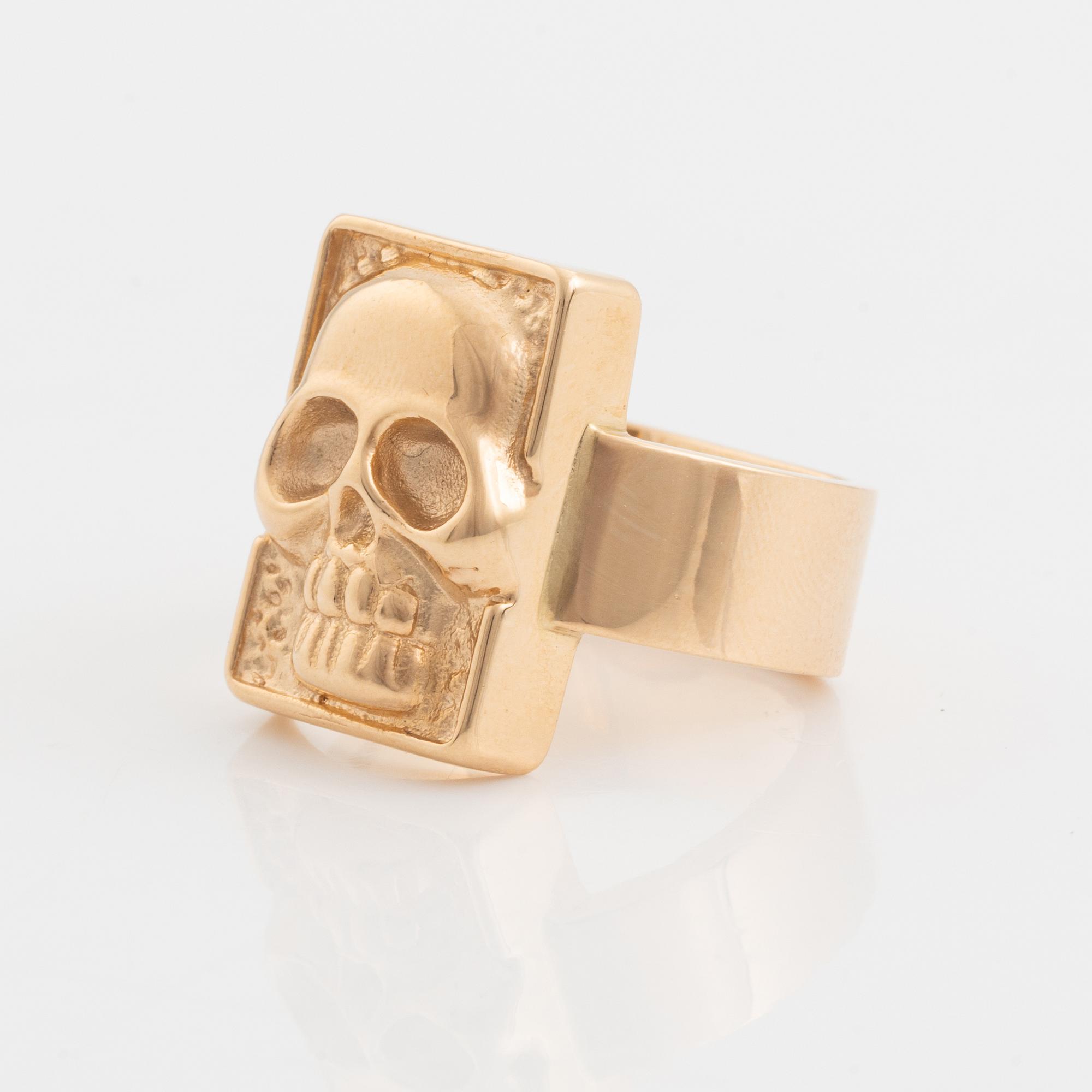 18K gold "the Phantom" ring.