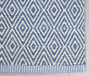 Carpet, flat weave, 'Goose eye XL", Kasthall, ca 223 x 165 cm.