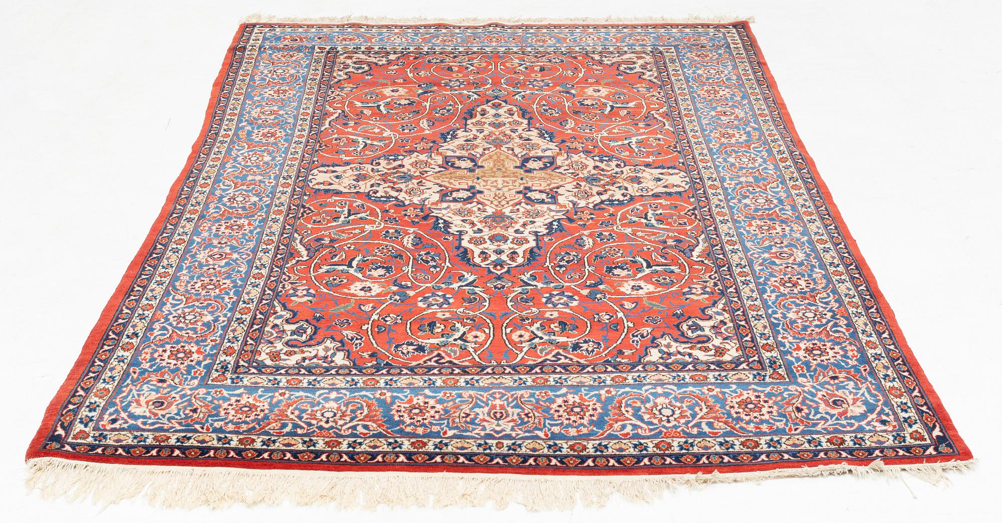 Carpet, Isfahan, mid 20th century, 245 x 163 cm.