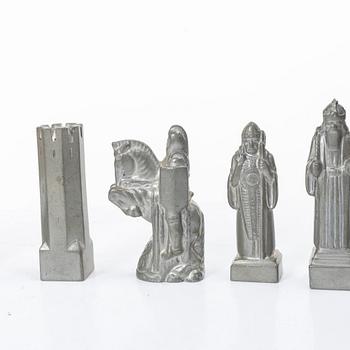 Tore Strindberg, Chess pieces, 32 pcs, Herman Bergmans Gjuteri, Stockholm.