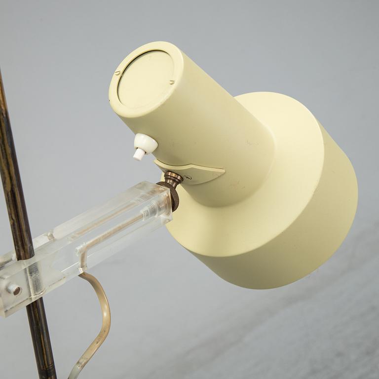 GOLVLAMPA, 1900-talets andra hälft.