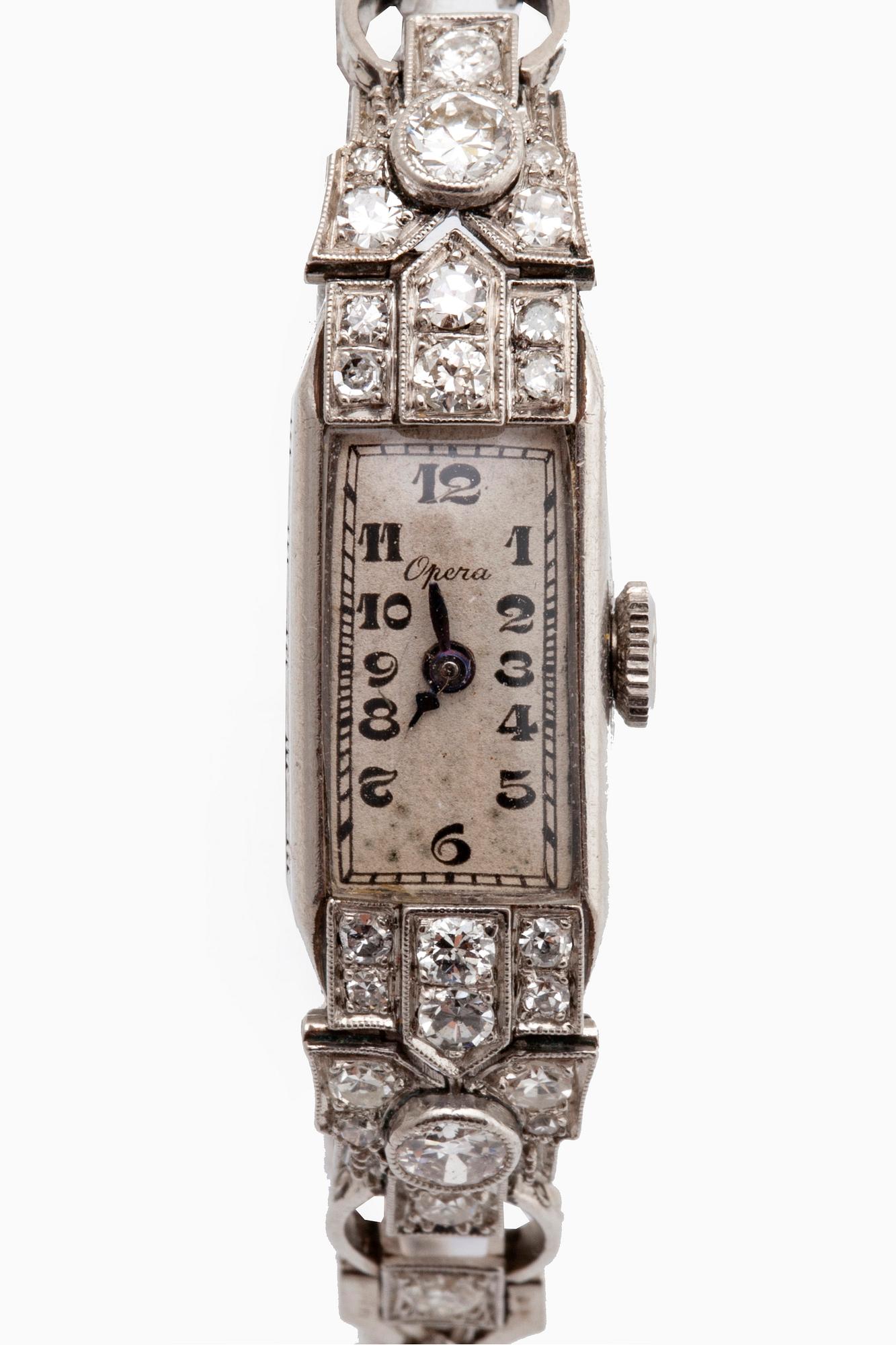 WRISTWATCH Opera, 18k whitegold, old-cut diamonds approx 1 ct, approx 15 x 8 mm, manual.
