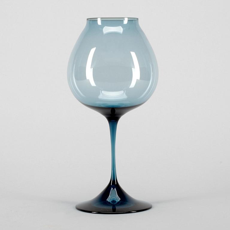 TULPANGLAS, design Nils Landberg, Orrefors, osignerad.