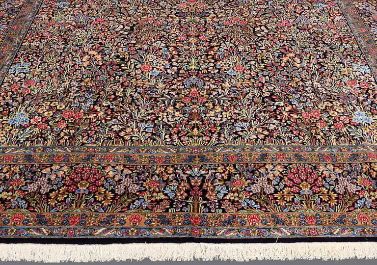 A CARPET, Kirman, ca 405 x 308 cm.