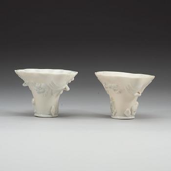 Two blanc de chine libation cups, Qing dynasty, Kangxi (1662-1722).