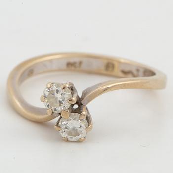 Three brilliant cut diamond rings.