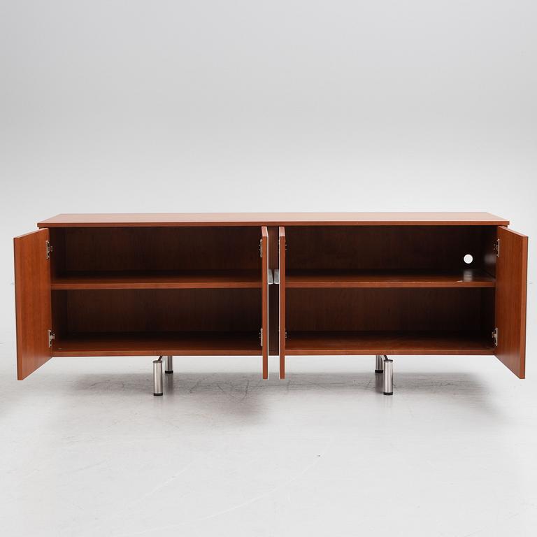 Sideboard samtida.