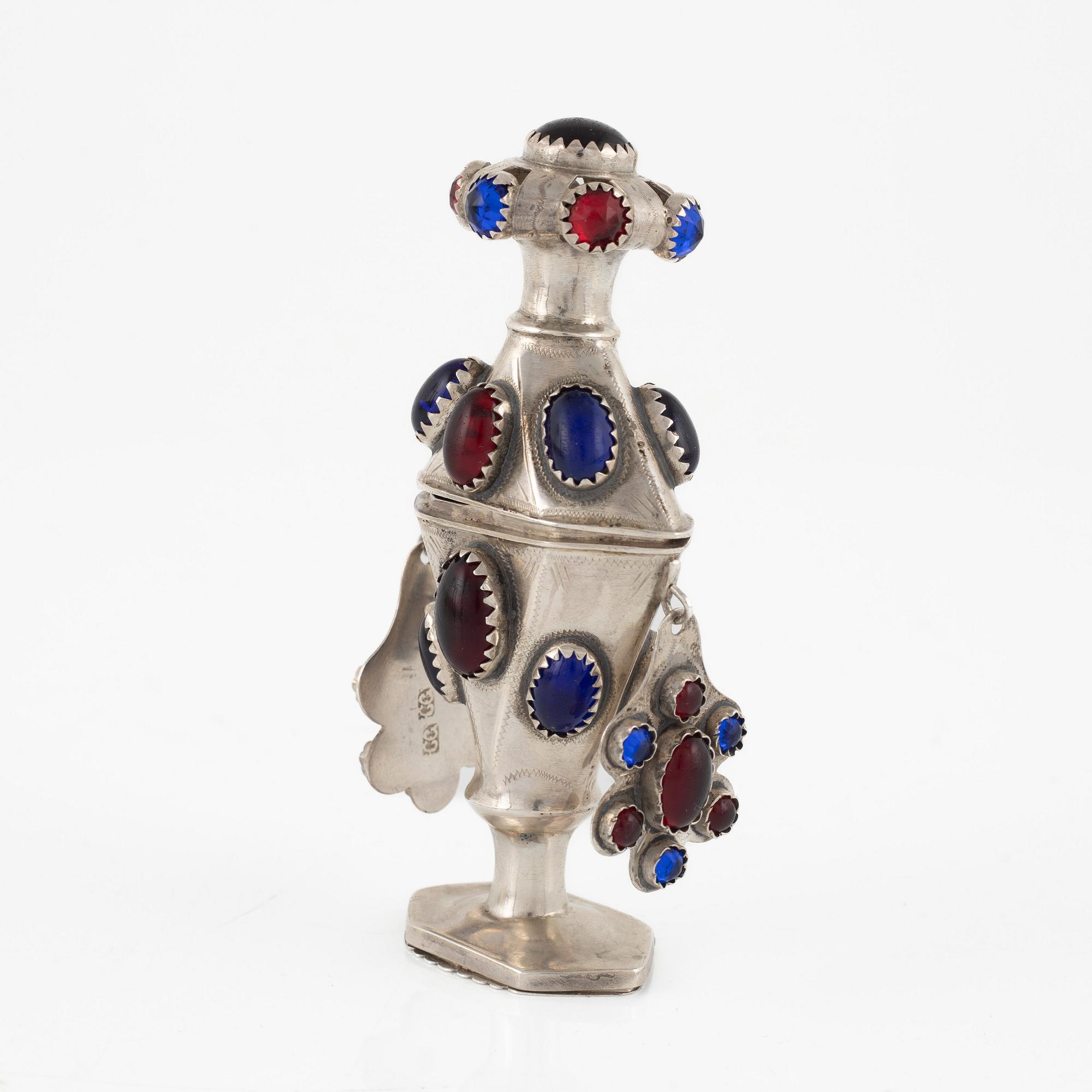 A Danish Silver Box, 'Hovedvandsegg', mark of FS Albertus, Copenhagen, early 20th Century.