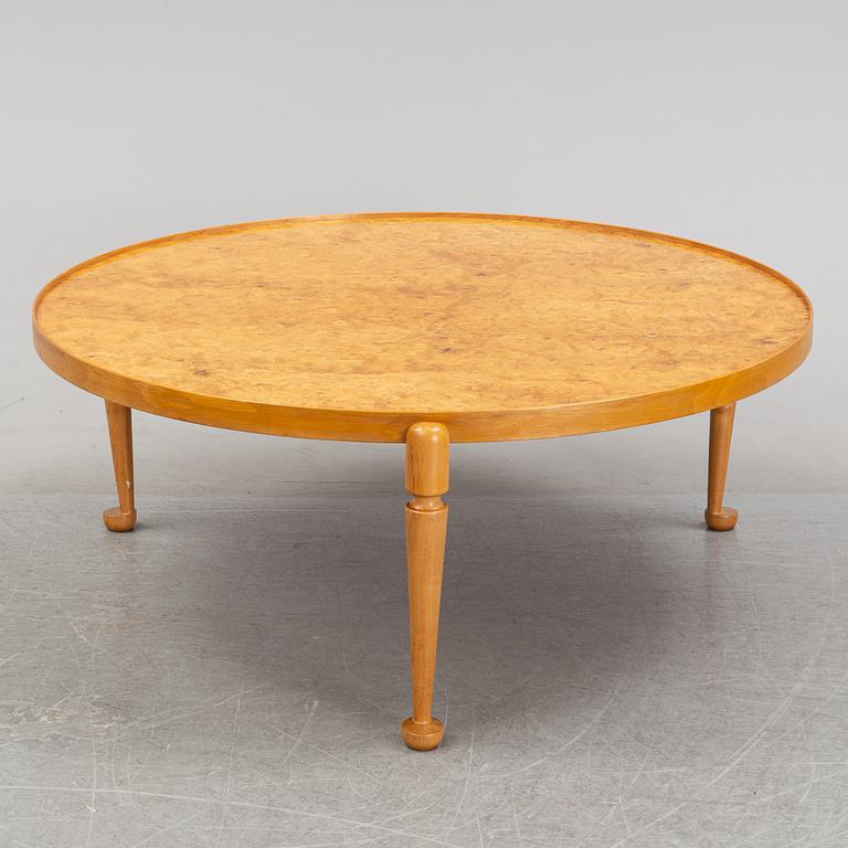 Josef Frank, soffbord, modell 2139, Firma Svenskt Tenn, formgivet 1952.