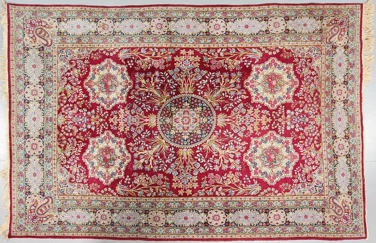 517251. MATTA, Kirman, old, 281 x 188 cm.