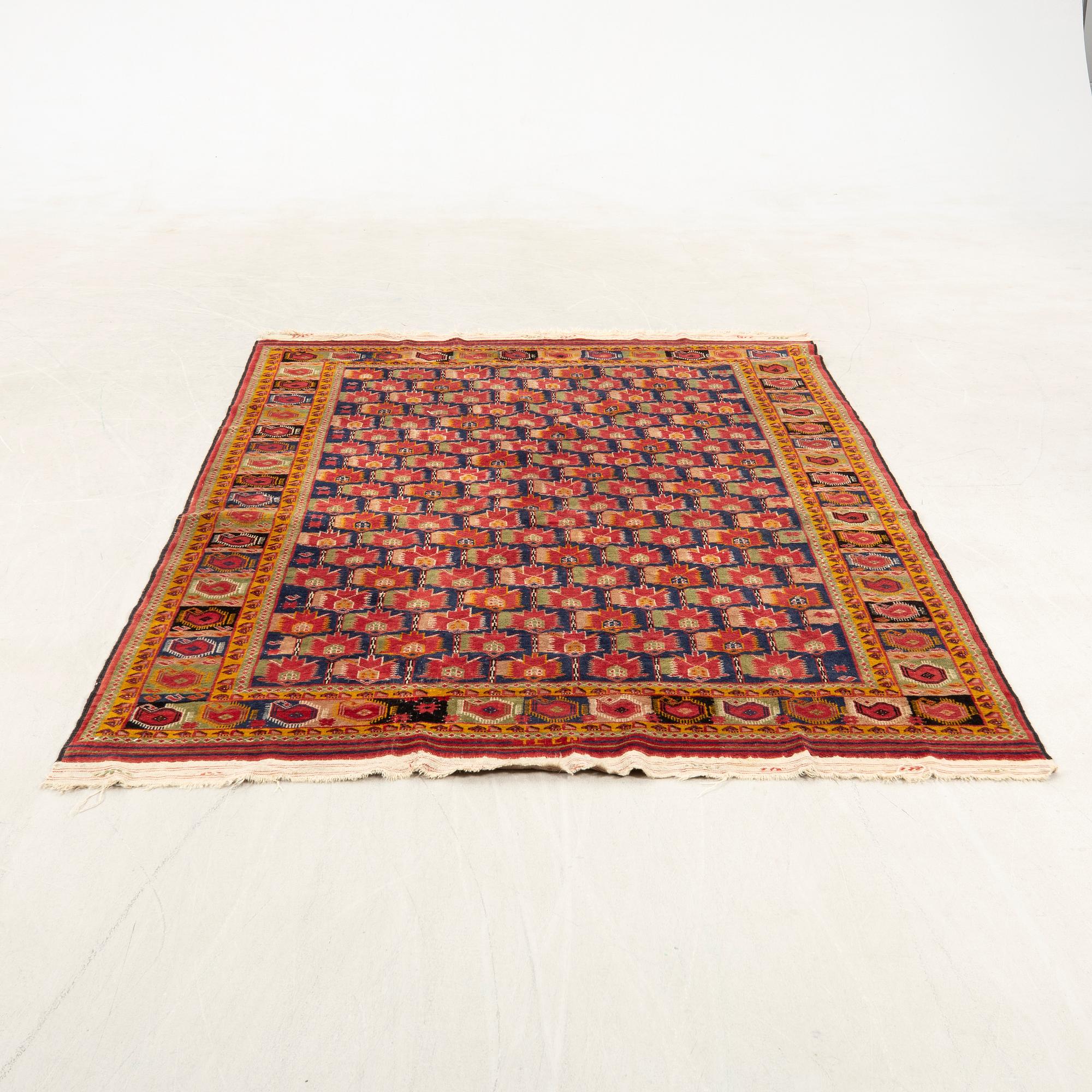 Turkmen rug/semantique marked TCCP (Turkmen Soviet Socialist Republic) approx. 242x158 cm.