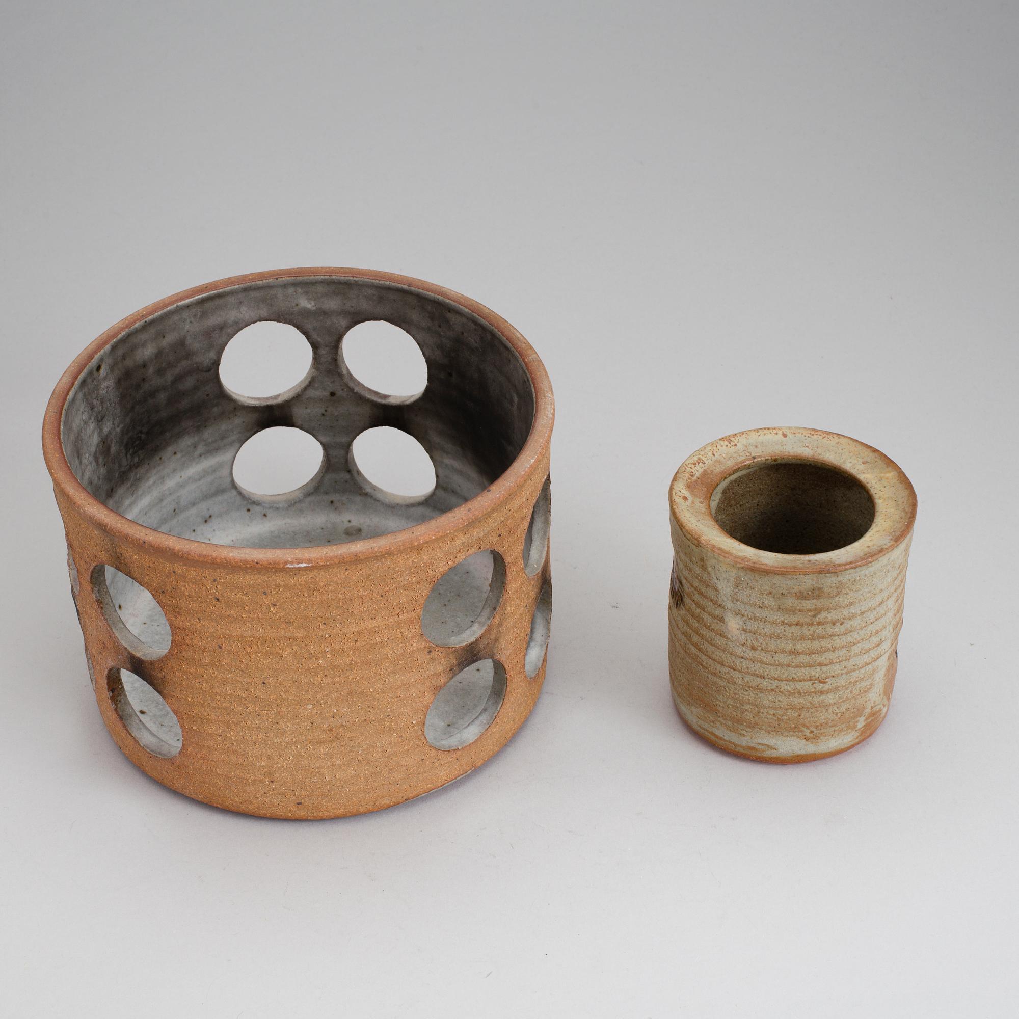 Four pieces of stonewear by Lisa Larson fro Gustavsberg.