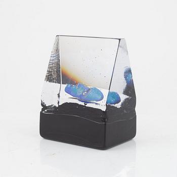 Bertil Vallien, skulptur, "Black Elements House Of Mystery", Kosta Boda, 2023.