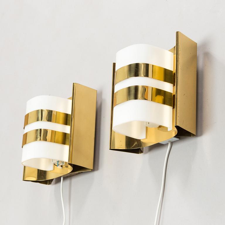 Hans-Agne Jakobsson, a pair of ' V334/PL' for Markaryd / Lilux.