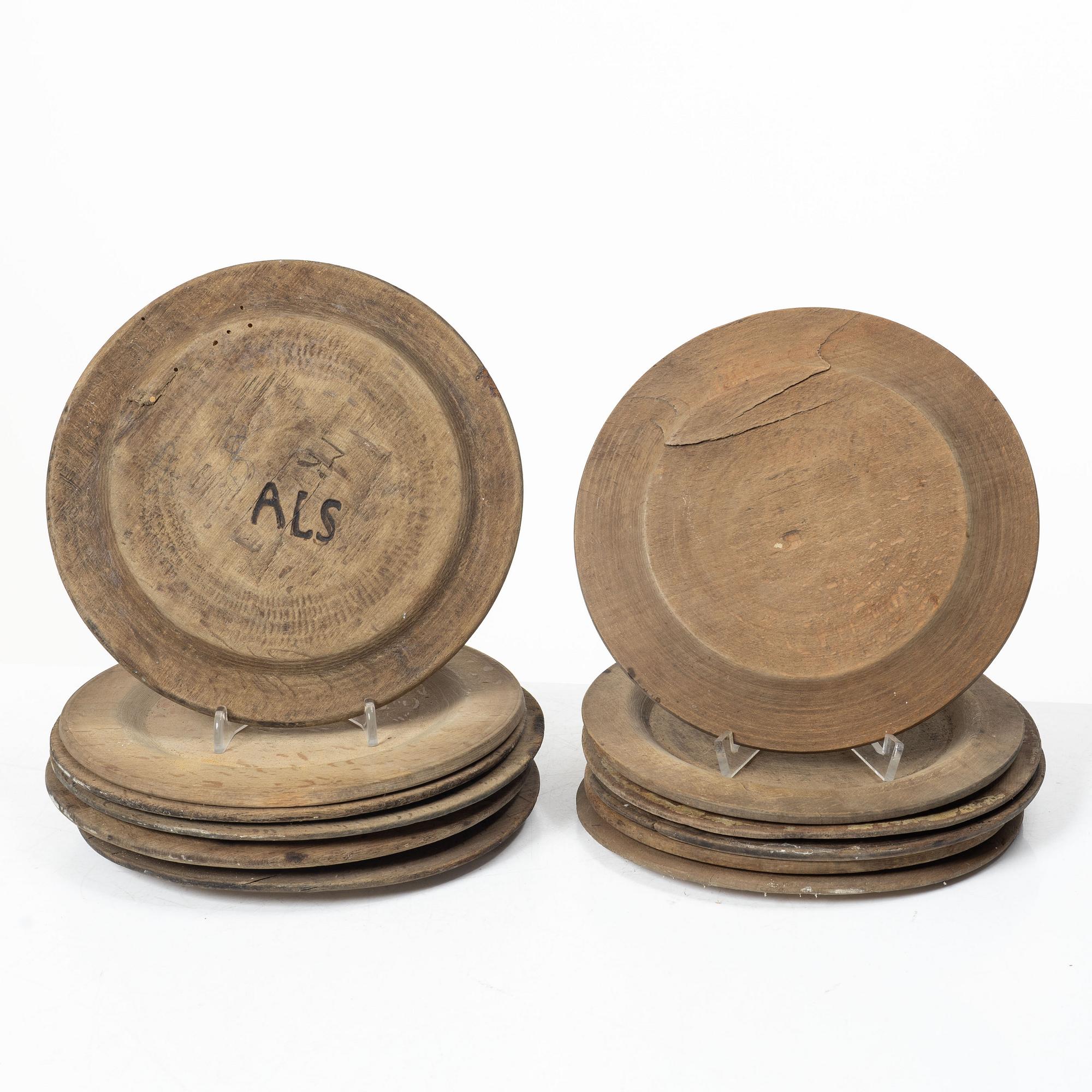 Wooden serving platters, 12 pcs, folk art, 19th century.