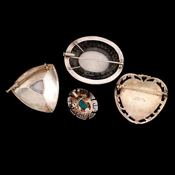 BROSCHER, 4 st, silver, 1900-talets andra hälft.