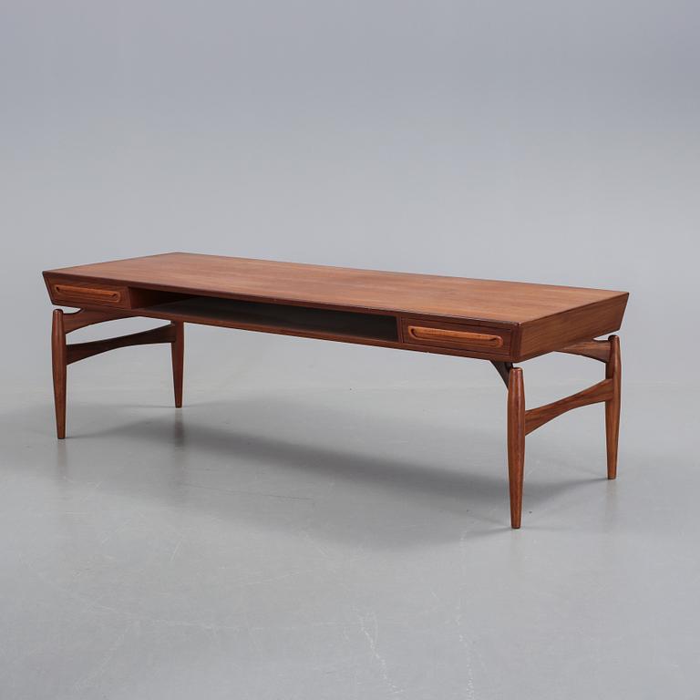 SOFFBORD, Johannes Andersen för Trensum, omkring 1900-talets mitt.