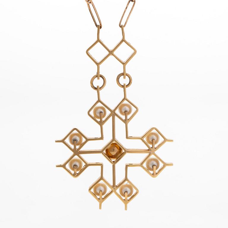 Hänge, 18K guld med odlade pärlor, samt kedja, 14K guld.