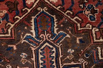 Rug, Tabriz/ Azerbaijan ca 285 x 215 cm.
