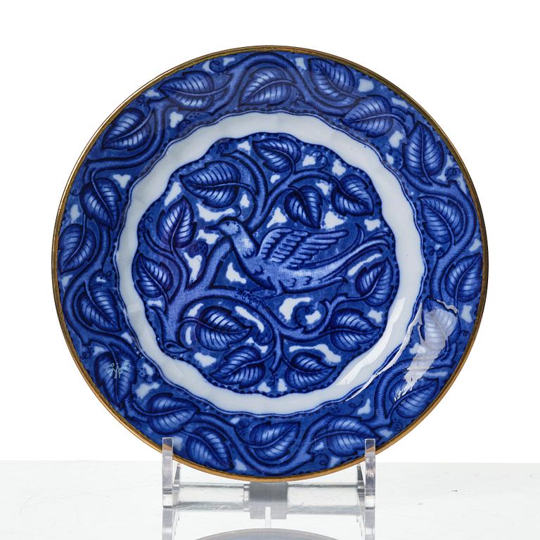 Wilhelm Kåge, mattallrikar samt fat, 16 delar, flintgods och porslin, "Fågel Blå", Gustavsberg, i produktion 1932-33.