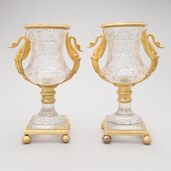 URNOR, ett par, empirestil, Ryssland, 1900-talets början.