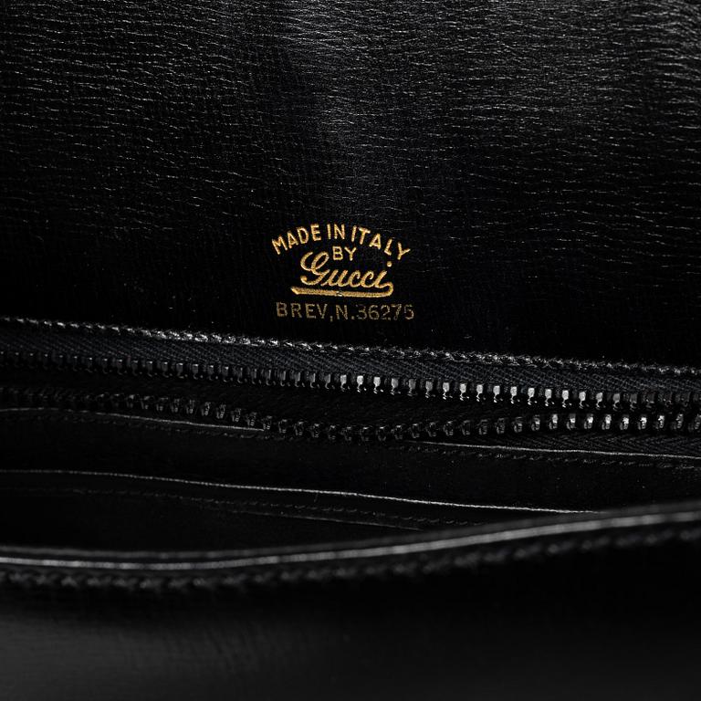 Gucci, Translation: "bag, vintage".