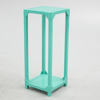 TAF Studio, a 'Bleck 800' pedestal, ed. 1/3.
