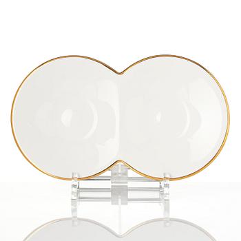 Mona Hatoum, "T42 (gold)".