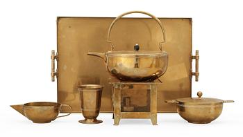 550. A brass tea service, attributed to Jan Eisenlöffel, Vienna, post 1902.