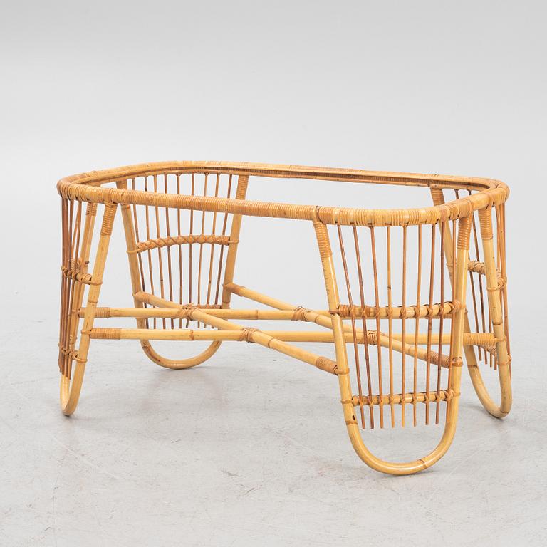 A Scandinavian Modern seating group, 1940's/50's.
