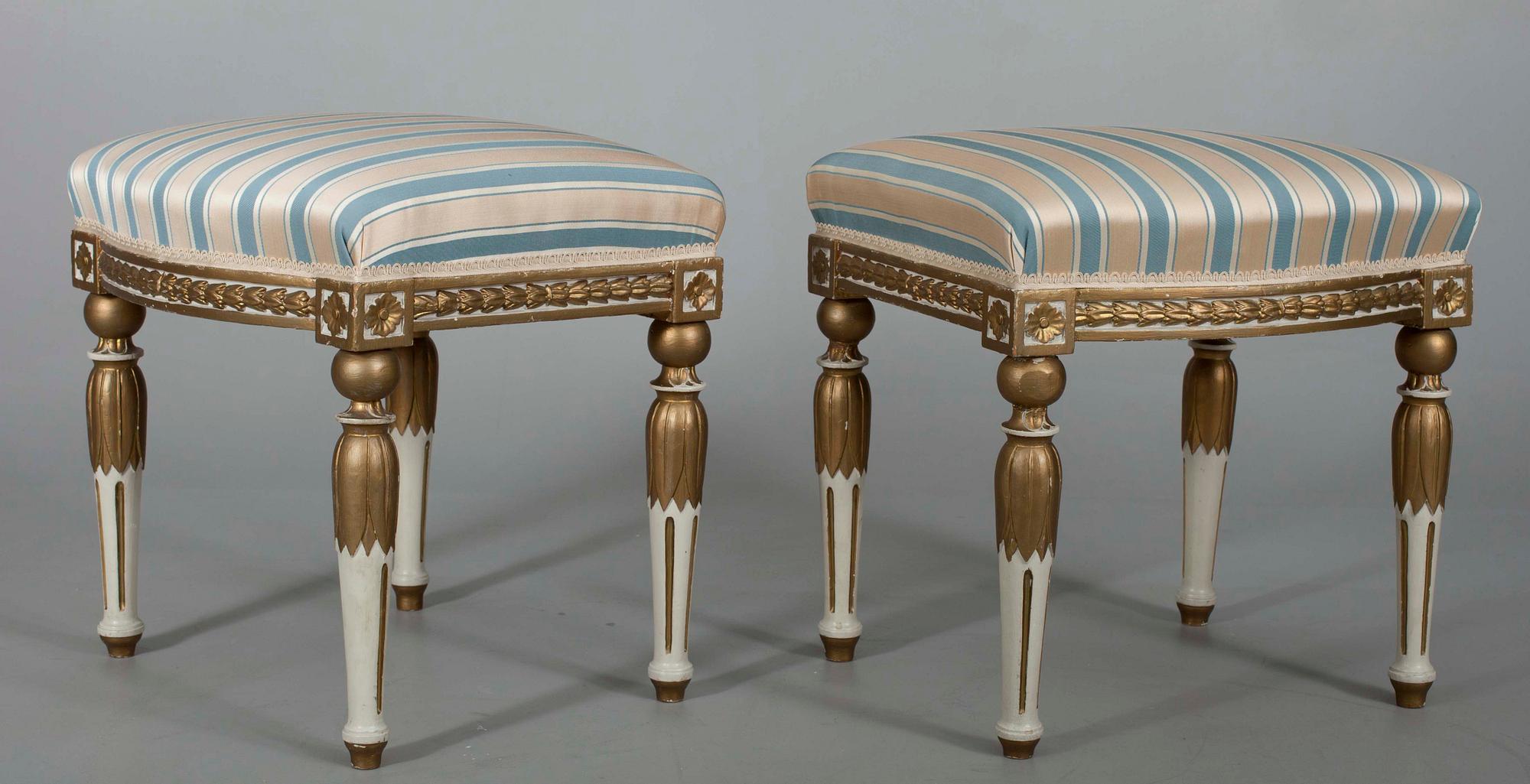 TABURETTER, 2 st, 1800-tales slut.