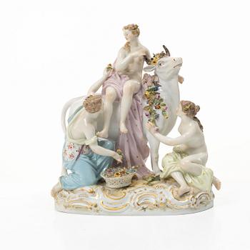 Meissen, A porcelain group of Europe and the bull, around 1900.