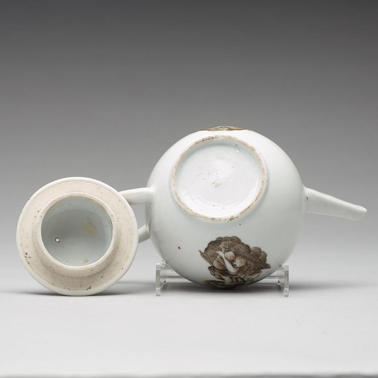 A grisaille teapot with cover, Qing dynasty, Qianlong (1736-95).