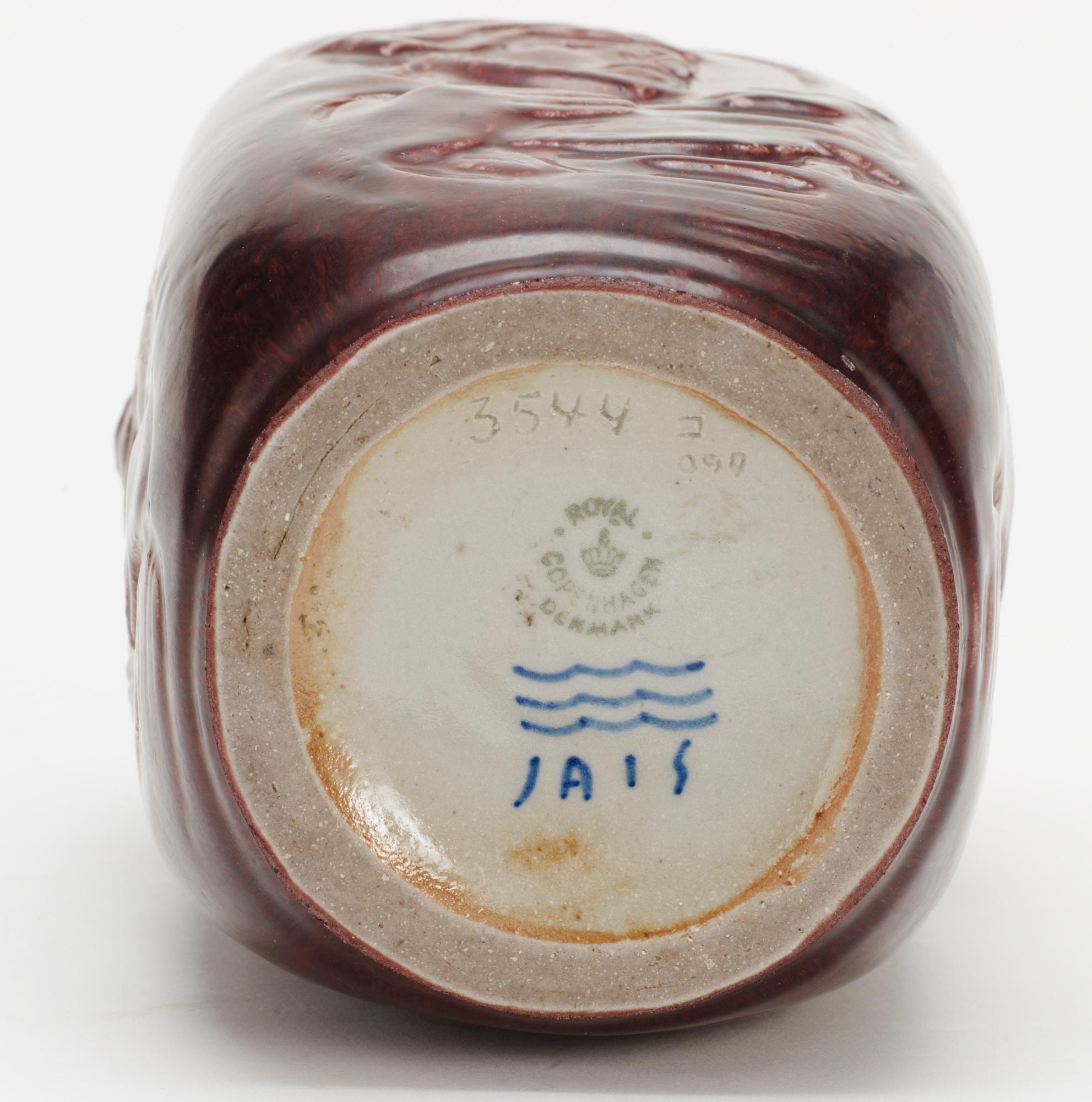 A Jais Nielsen stoneware lidded urn, Royal Copenhagen, Denmark 1953.