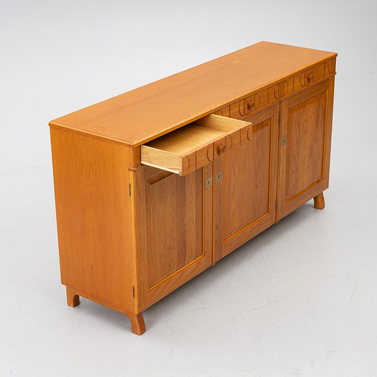 Carl Malmsten, Sideboard, “Calmare nyckel”, Åfors Möbelfabrik, second half of the 20th century.