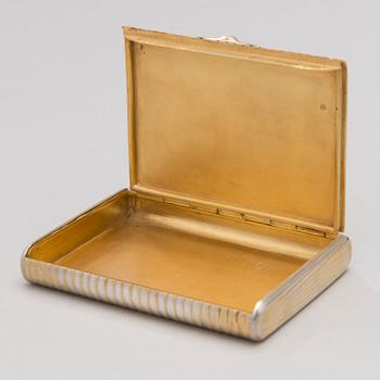 A Russian gilt silver cigarette case, maker's mark 'AR', Saint Petersburg 1908-17.