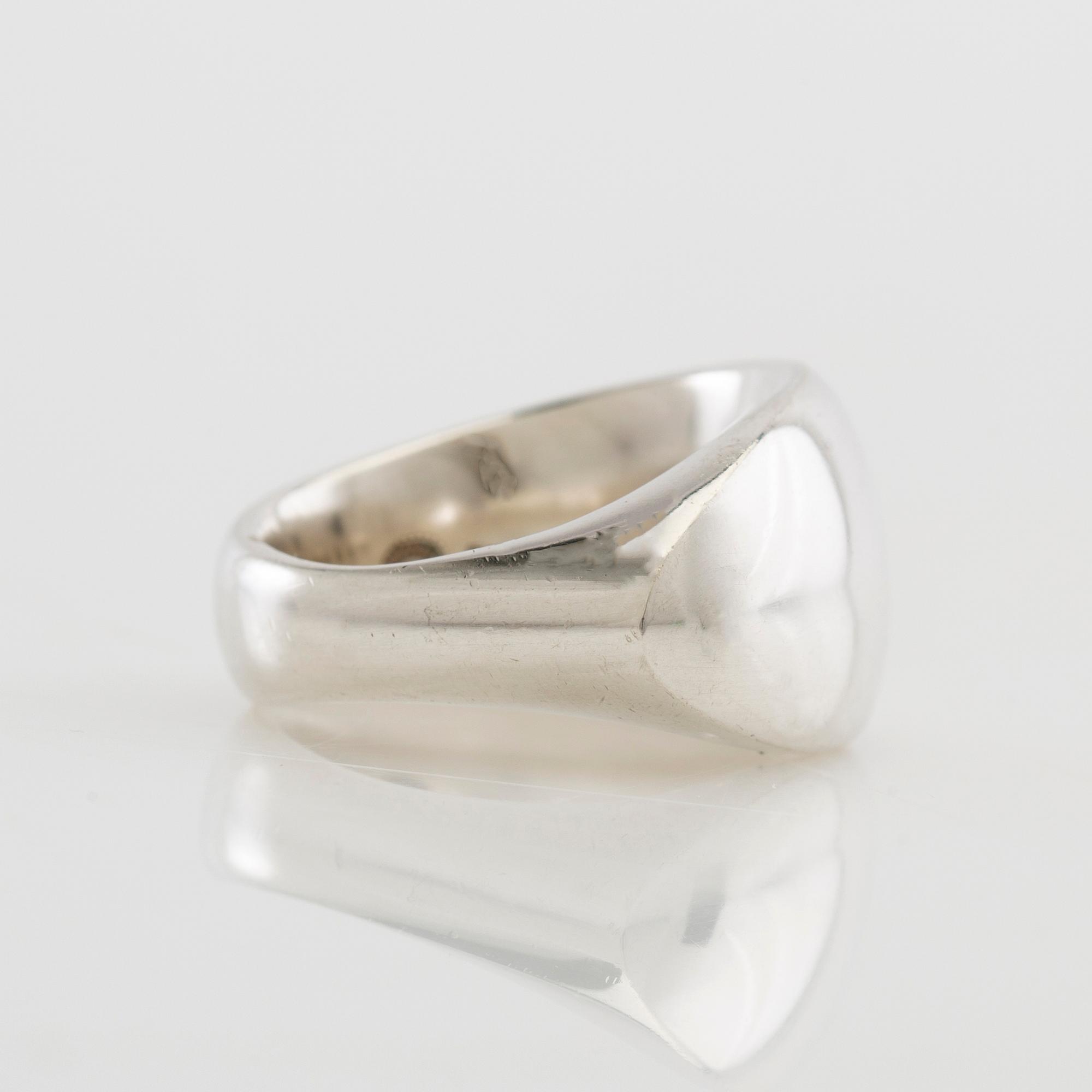 Regitze Overgaard, Ring "Zephyr" modell nr 500 sterlingsilver, Georg Jensen.