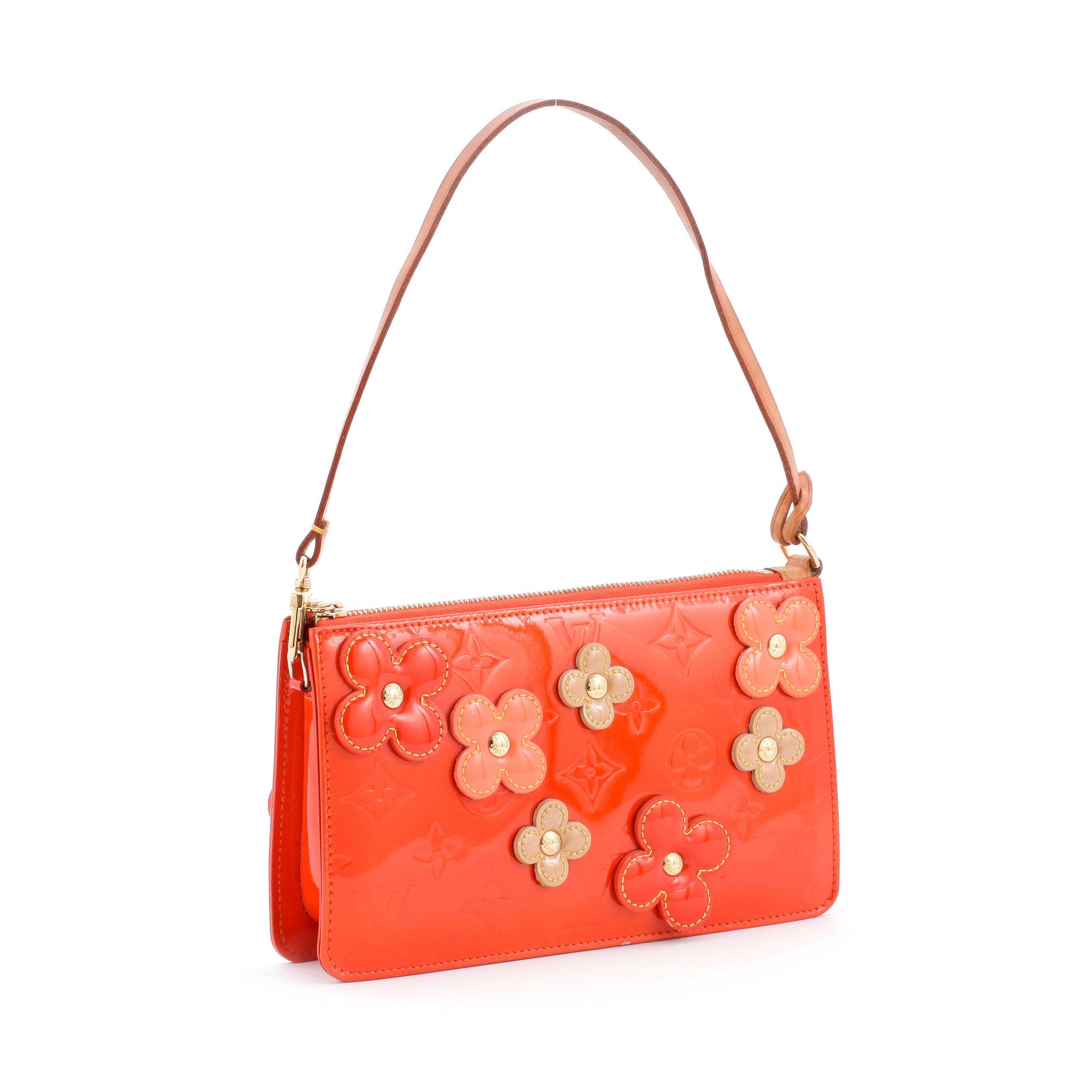 LOUIS VUITTON a orange monogrammed vernis shoulder bag with flowers Lexington Pochette