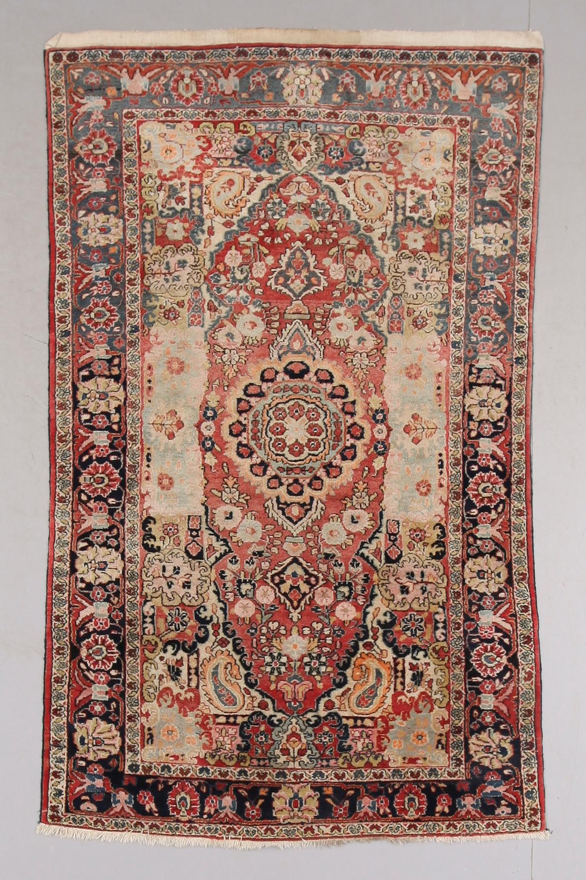 MATTA, orientalisk. Ca 200 x 123 cm.