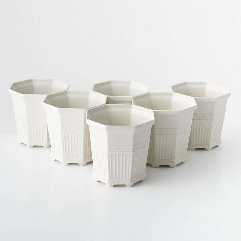 Prince Eugen, a group of thirteen porcelain flower pots, 'Waldemarsuddekrukan', Gustavsberg.